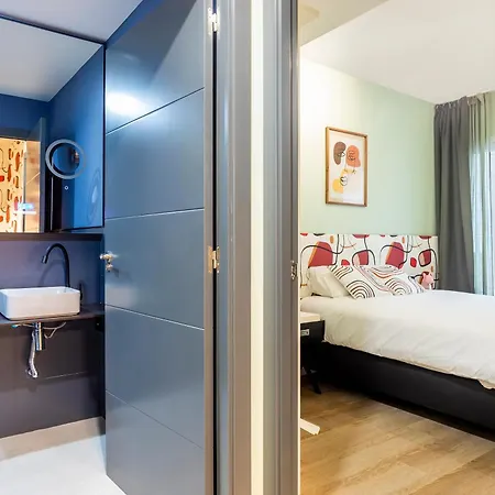 Apartamento B Cube By Mimood Aparthotels Valencia Exterior photo